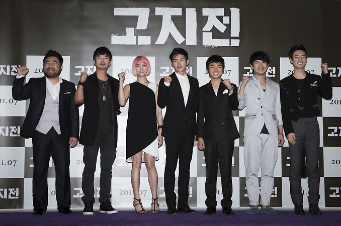 [2011] The Front Line/고지전 - Go Soo, Shin Ha Kyun, Lee Je Hoon, Ryu Seung Ryong (Vietsub Completed) 182AA7344E1BA2F932AACE